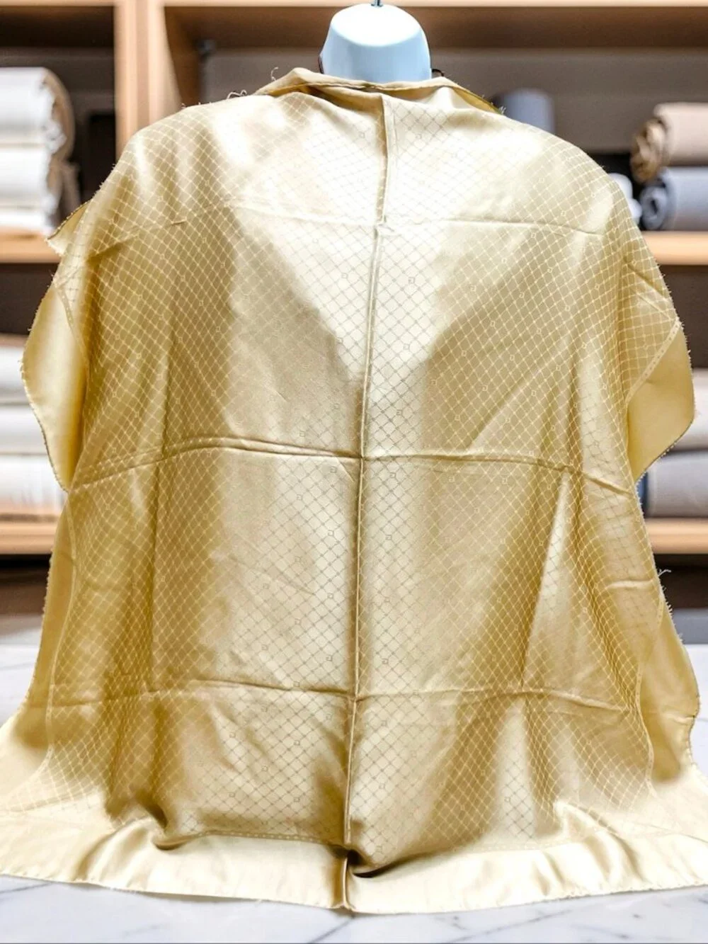 Givenchy 39 vintage